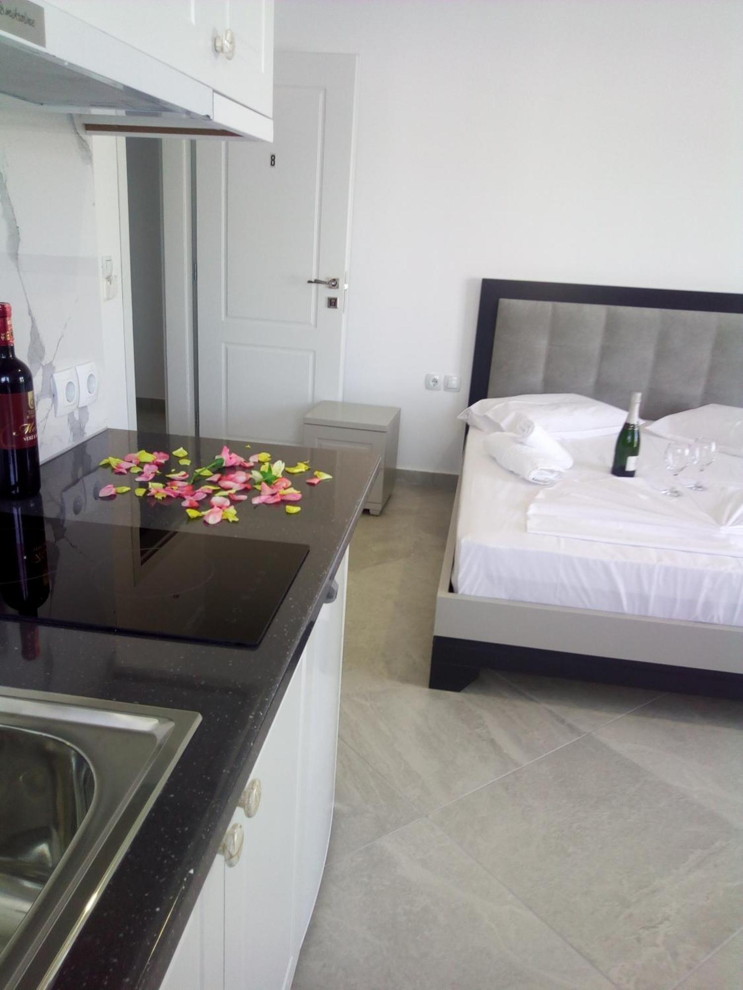Mariana Apartments Sarandë 客房 照片