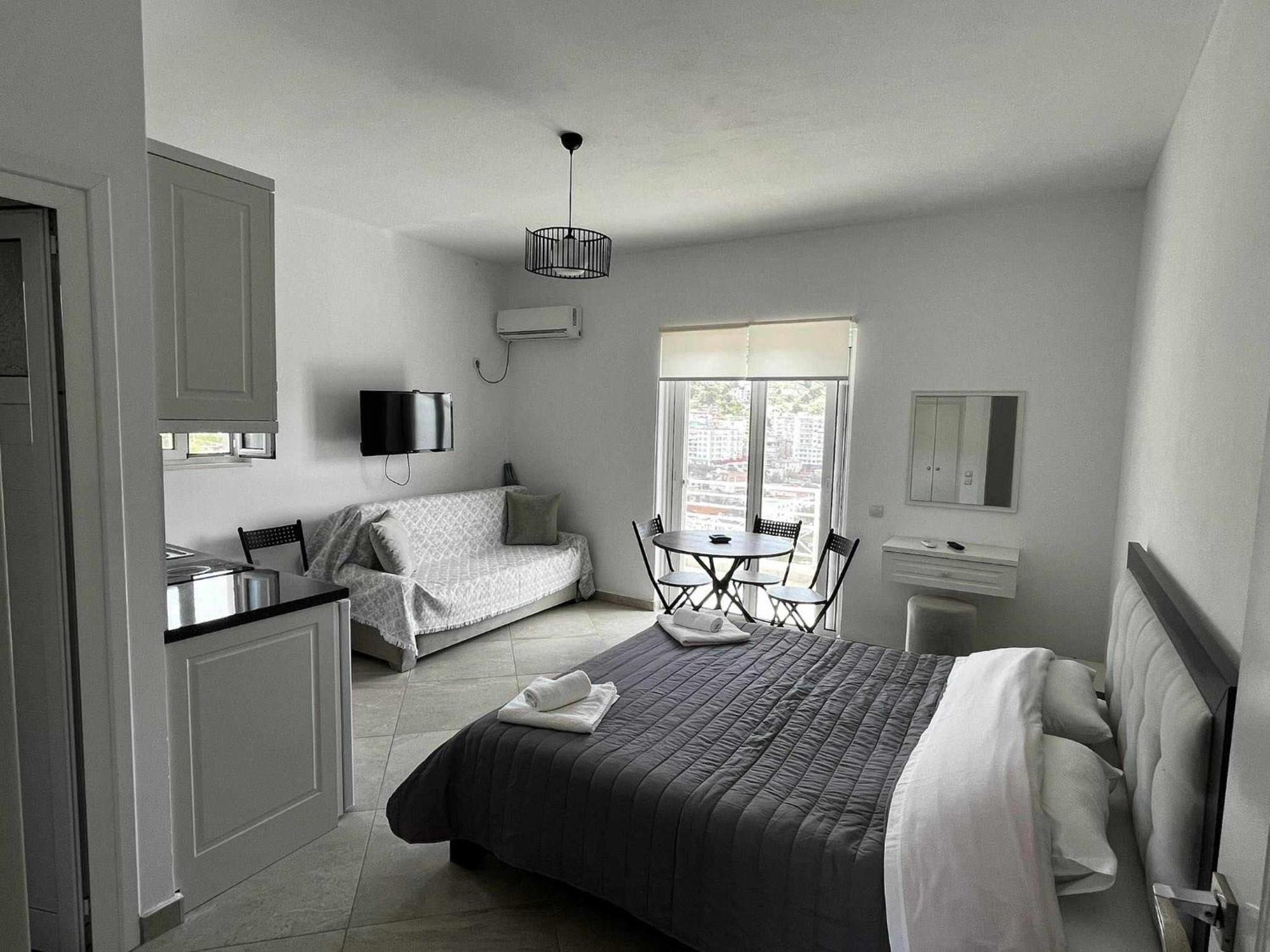 Mariana Apartments Sarandë 外观 照片