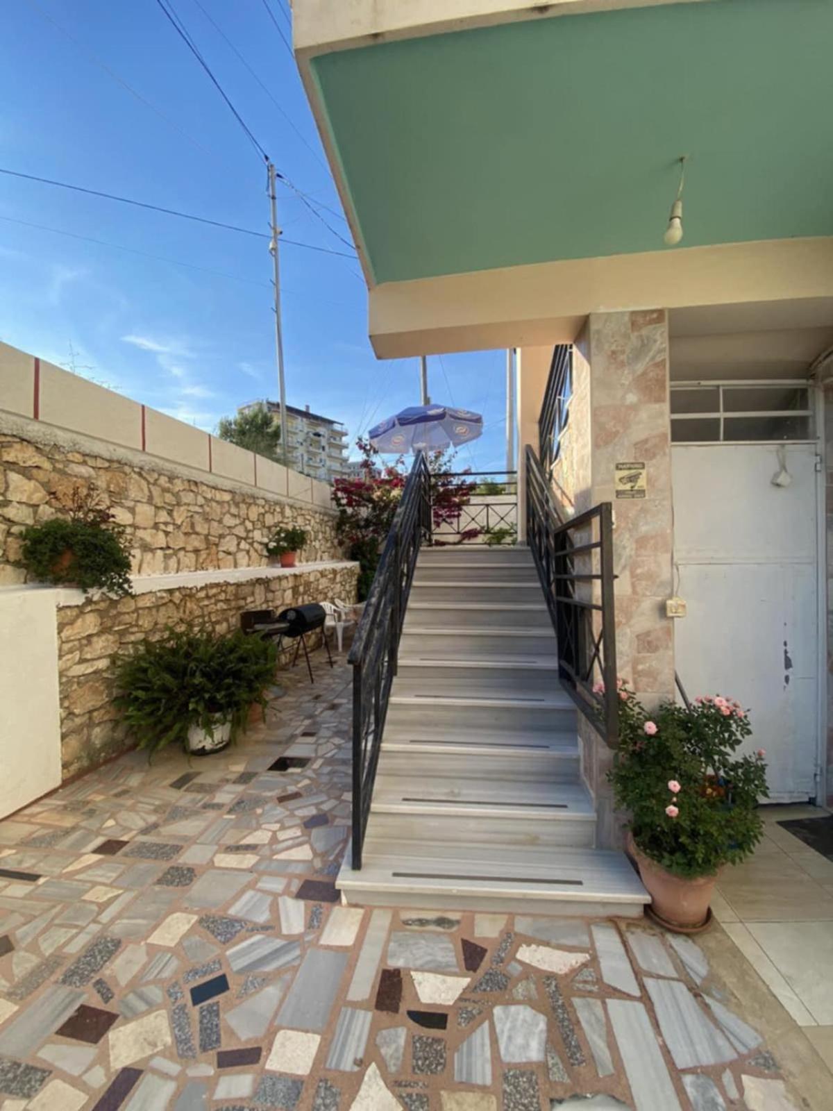 Mariana Apartments Sarandë 外观 照片