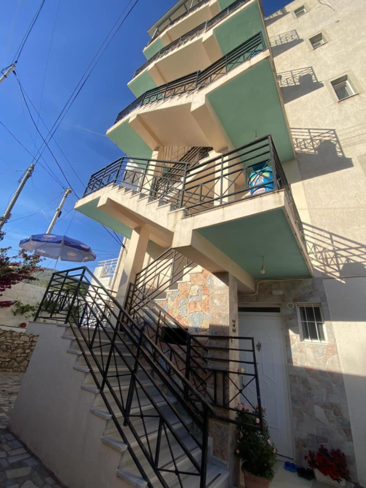 Mariana Apartments Sarandë 外观 照片